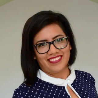 Cinthya Anamía Flores Jiménez